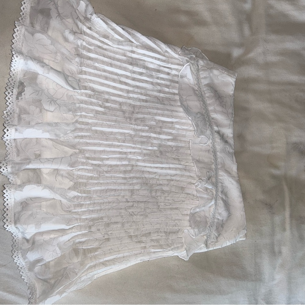 Lioness mini skirt